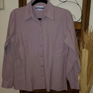 $5 ITEM. Classic Pendleton Button Down Shirt. MUST BUNDLE WITH OTHER ITEMS